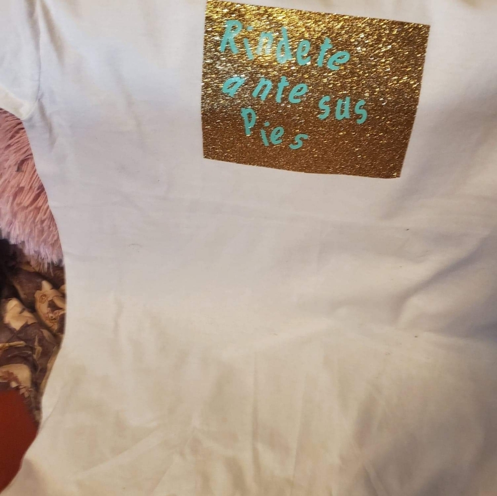 T-shirts - Picture 13 of 15